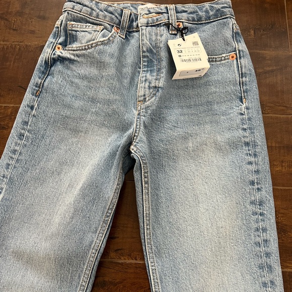 Zara Blue Jeans - Picture 8 of 8